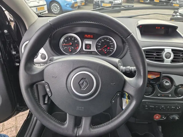 Renault Clio Estate 1.2 TCE Collection 2012 Benzine 3