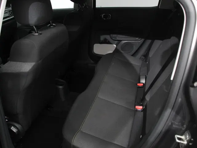 Citroën C3 1.2 PureTech 110pk Automaat Max 2024 Benzine 10