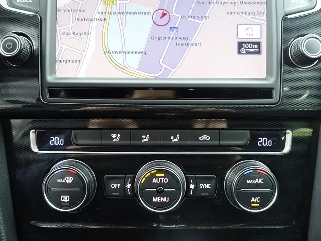 Volkswagen Golf 1.4 TSI GTE Aut- 2015 Hybride Benzine 13