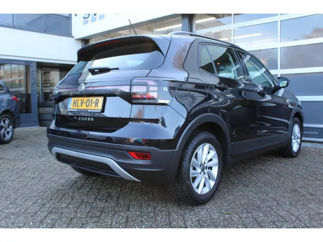 Volkswagen T-Cross 1.0 TSI Life 2023 Benzine 8