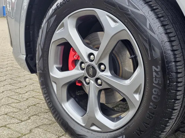 Ford Kuga 2.5 PHEV ST-Line X 2025 Hybride Benzine 37