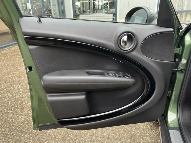 MINI Countryman 1.6 One Pepper 2016 Benzine 10