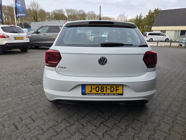 Volkswagen Polo 1.0 MPI Comfortline 2020 Benzine 3