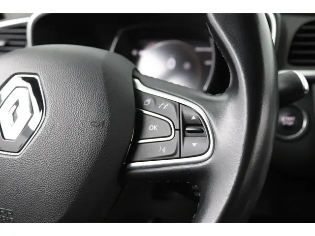 Renault Kadjar 1.3 TCe 140 EDC Bose 2019 Benzine 22