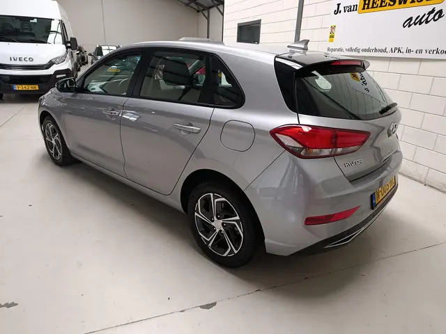 Hyundai i30 1.0 T-GDi MHEV Comfort Smart 2021 Benzine 7