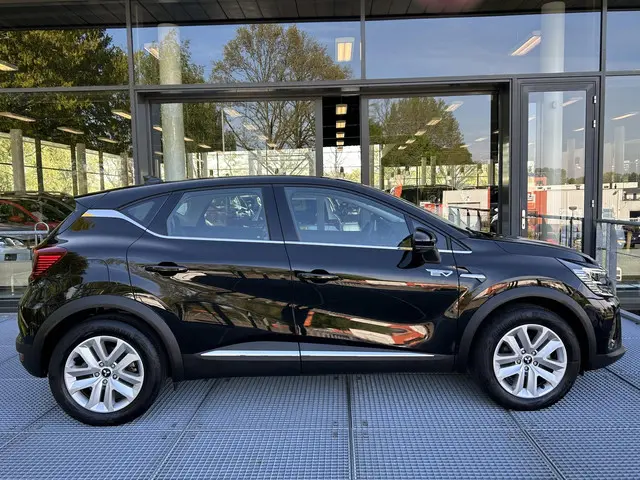 Mitsubishi ASX 1.6 PHEV AT Intense+ 2024 Hybride Benzine 16