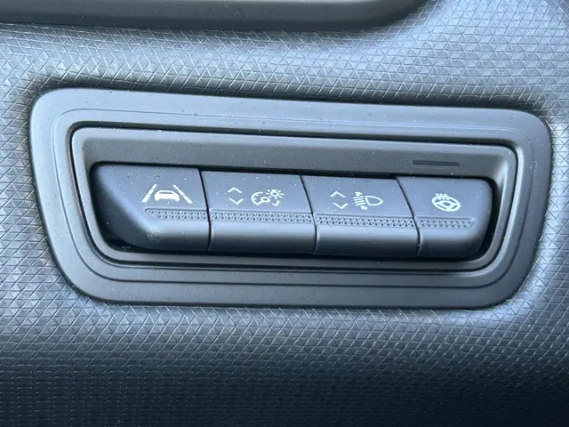 Mitsubishi Colt 1.0T MT First Edition 2025 Benzine 16