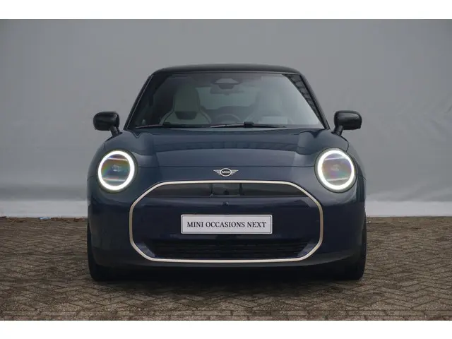 MINI 3-Deurs Cooper E 2025 Elektrisch 3