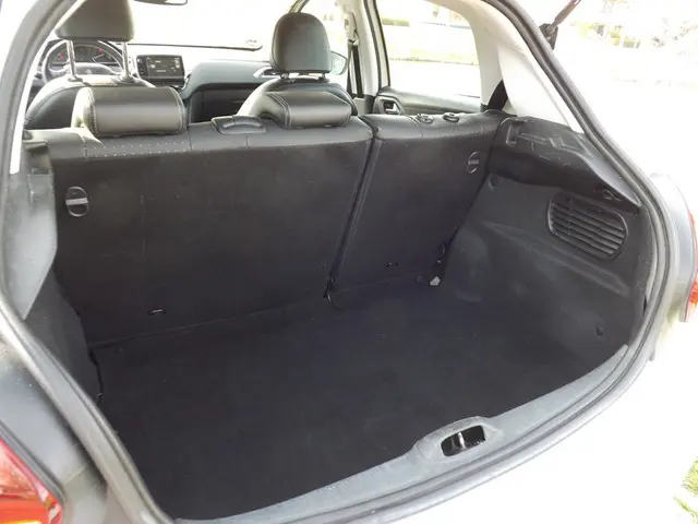 Peugeot 208 1.2 PureTech Première | AUTOMAAT 2016 Benzine 10