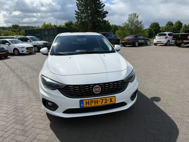 Fiat Tipo Stationwagon 1.4 Turbo Easy 2021 Benzine 3