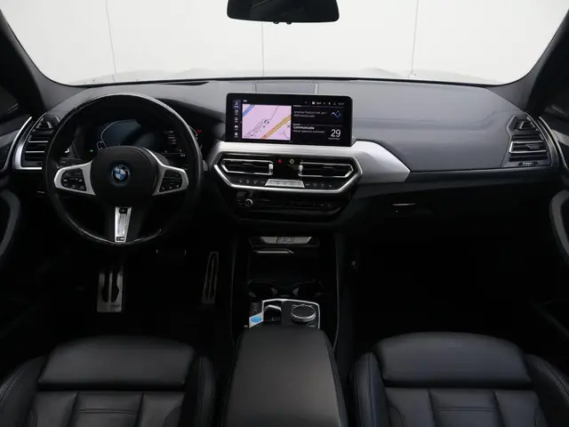 BMW iX3 High Executive 80 kWh 2023 Elektrisch 22