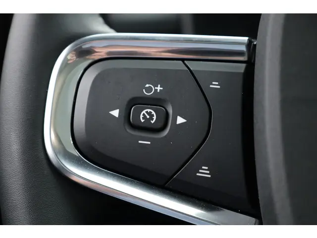 Volvo C40 S.M. Ext. Range Ultimate 82 kWh 2024 Elektrisch 9