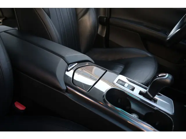 Maserati Ghibli S Q4 2016 Benzine 33