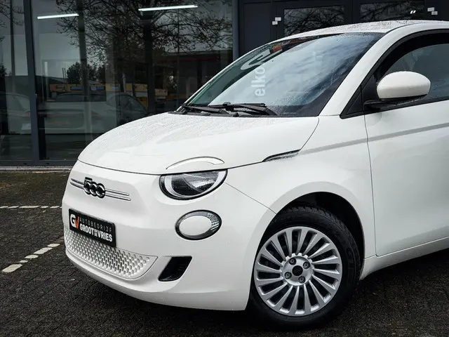 Fiat 500 Icon 42 kWh 2023 Elektrisch 4