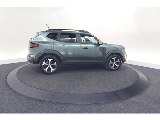 Dacia Duster 1.6 Hybrid 140 Journey 2025 Hybride Benzine 8