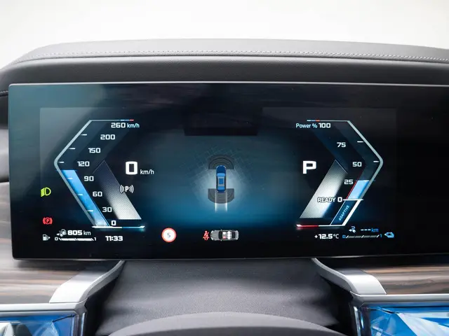 BMW 7 Serie Sedan M760e 2024 Hybride Benzine 38