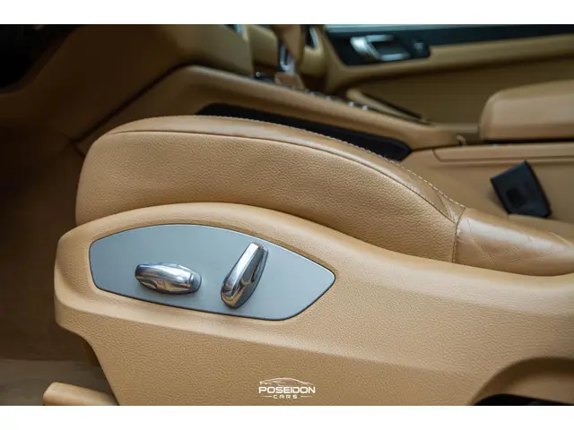 Porsche Macan 2.0 PANO | LEER | ORIG NL | NAP 2017 Benzine 17