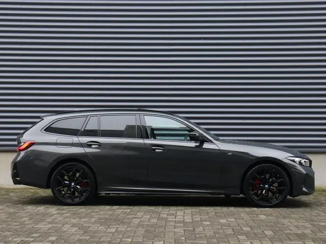 BMW 3 Serie Touring 330e 2026 Hybride Benzine 5