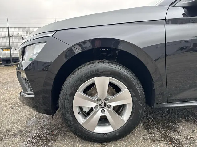 Škoda Kamiq 1.0 TSI Selection 115PK 2026 Benzine 10