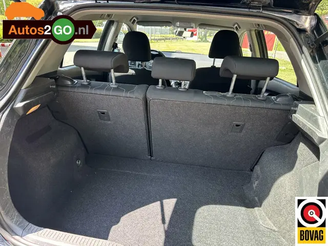 Toyota Auris 1.6 Comfort 2012 Benzine 15