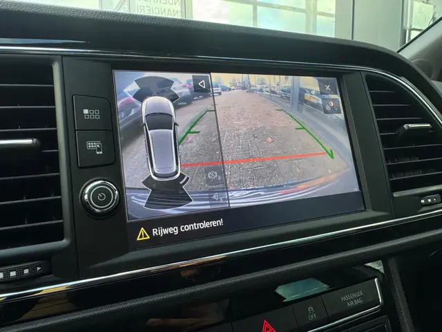 SEAT Leon 2.0 TSI CUPRA 300 Pano. camera 2017 Benzine 40