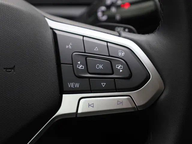 Volkswagen Tiguan 1.5eTSI/130PK Life DSG 2024 Benzine 27