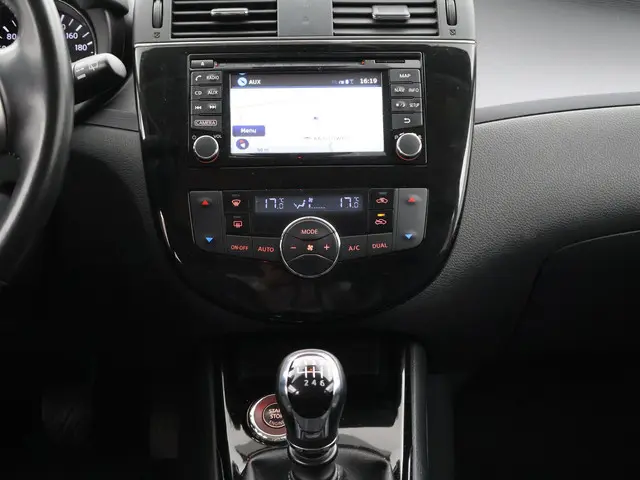 Nissan Pulsar 1.2 DIG-T N-VISION + TREKHAAK 2017 Benzine 25