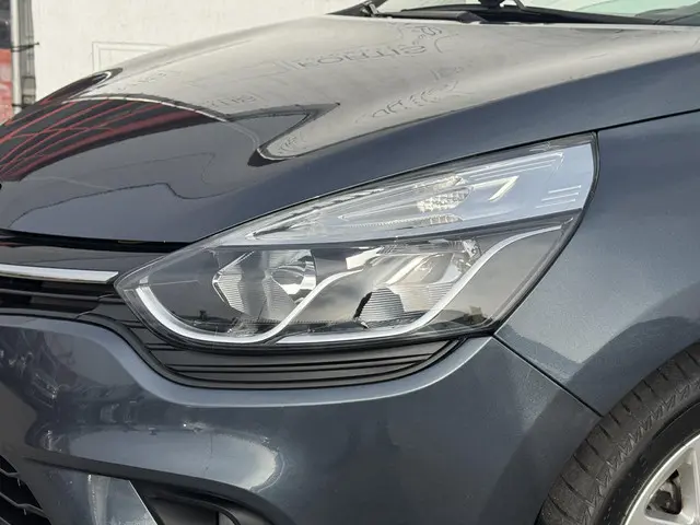 Renault Clio 0.9 TCe Limited 2018 Benzine 6