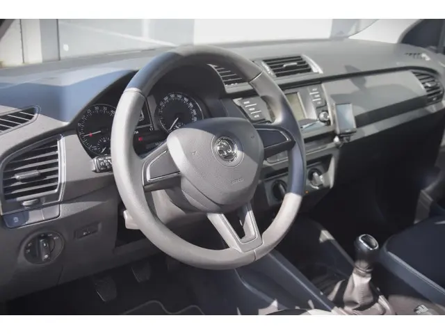 Škoda Fabia 1.4 TDI Ambition 2016 Diesel 6