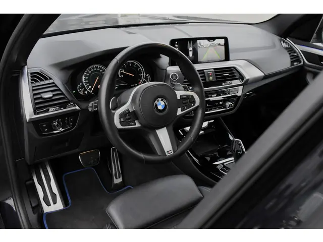 BMW X3 xDrive30i High M-Sport Pano-harmank 2020 Benzine 3