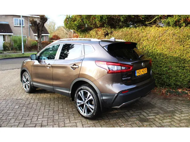 Nissan QASHQAI 2