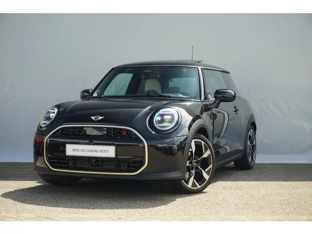 MINI 3-Deurs Mini Cooper S 2025 Benzine 30