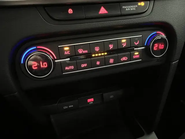 Kia Ceed Sportswagon 1.5 T-GDi DynamicLine 2021 Benzine 10