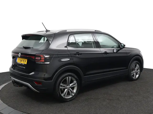 Volkswagen T-Cross 2