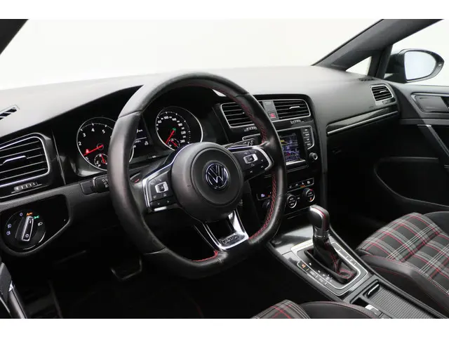 Volkswagen Golf 2.0 TSI GTI Performance 2014 Benzine 23
