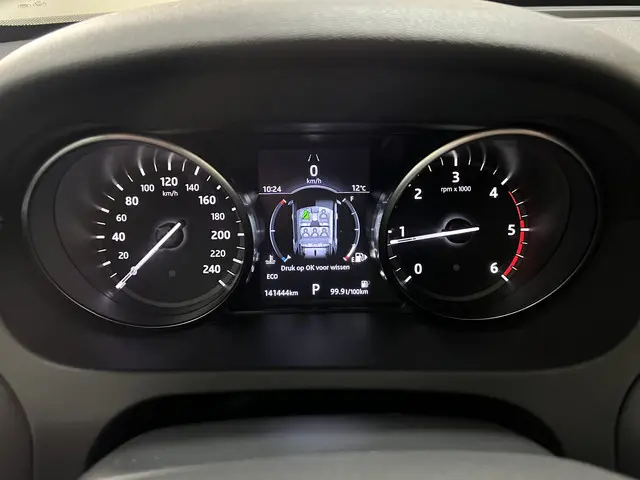 Land Rover Discovery Sport 2.0 TD4 SE 2018 Diesel 18