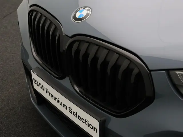 BMW X1 sDrive20i 2022 Benzine 6