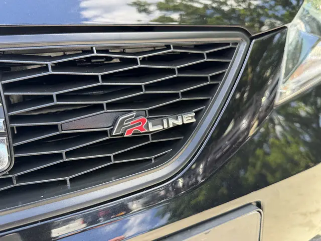 SEAT Mii 1.0 MPI 60pk FR 2019 Benzine 5