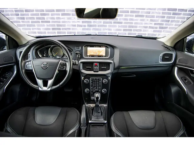 Volvo V40 1.5 T2 Polar+ 2019 Benzine 6