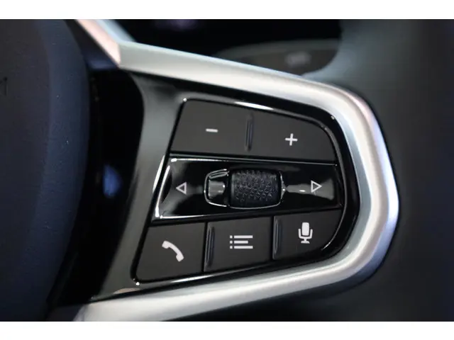 BMW i4 eDrive40 2025 Elektrisch 24