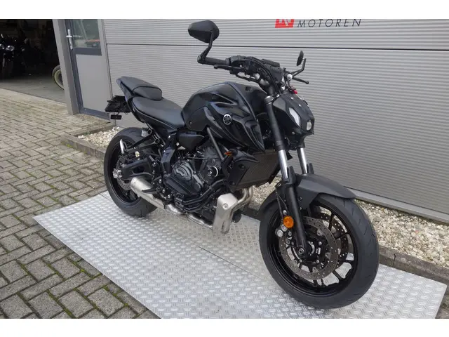 Yamaha MT 07 2
