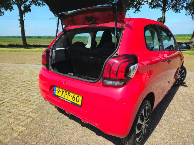 Peugeot 108 1.0 e-VTi Access 2014 Benzine 3