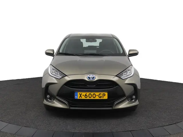 Toyota Yaris 1.5 Hybrid Dynamic 2023 Hybride Benzine 14