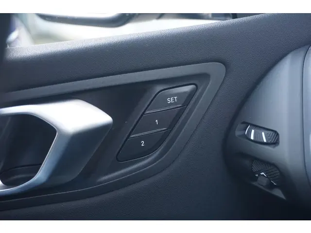 BMW 2 Serie Gran Coupé 220 2026 Benzine 18