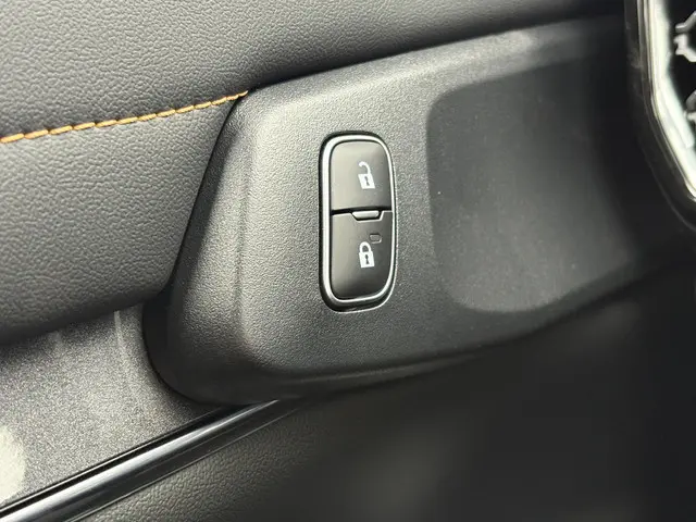 Ford Ranger 2.3 PHEV Wildtrak Double Cab 2025 Diesel 42