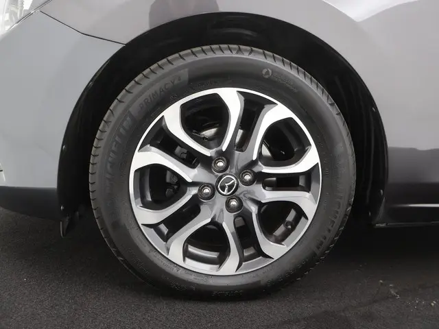 Mazda 2 1.5 Skyactiv-G TS+ AUTOM. 2018 Benzine 28