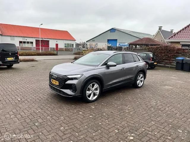 Audi Q4 e-tron 40 S edition 77 kWh 2023 Elektrisch 4