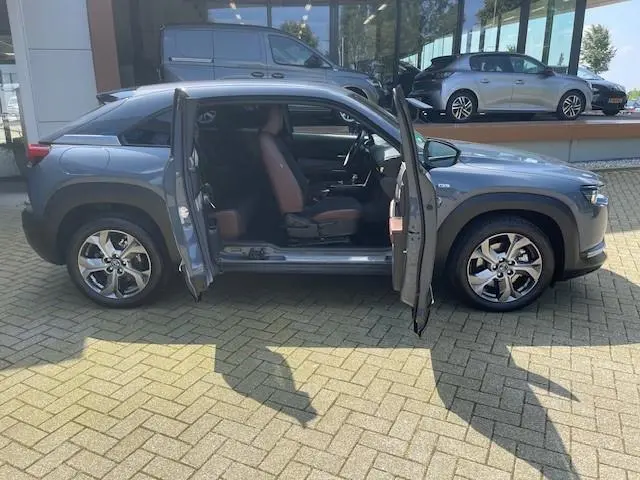 Mazda MX-30 E-SkyActivEV145Advan.36 kWh 2022 Elektrisch 23