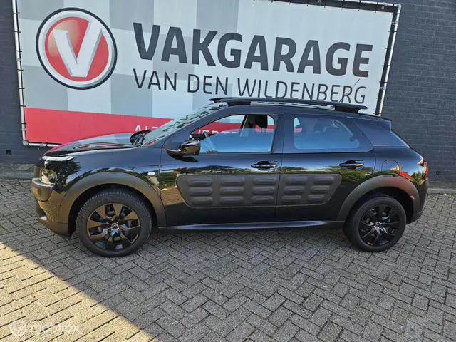 Citroën C4 Cactus 1.2 PureTech Shine 2017 Benzine 5