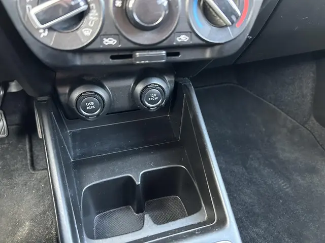 Suzuki Swift 1.2 Select Smart Hybrid 2020 Benzine 18